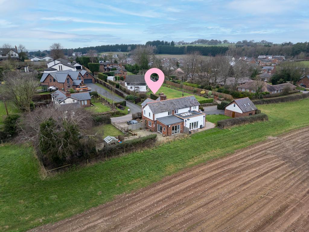 Waste Lane, Kelsall, Tarporley CW Estate Agents